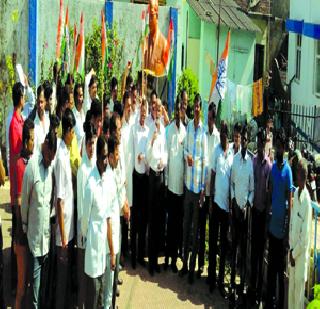 Congress's demonstrations against the government | सरकारविरोधात काँग्रेसची निदर्शने