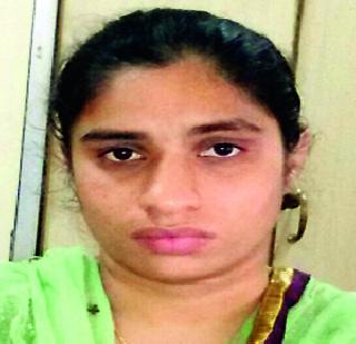 One crore gold seized from Dubai woman | दुबईरिटर्न महिलेकडून एक कोटीचे सोने जप्त
