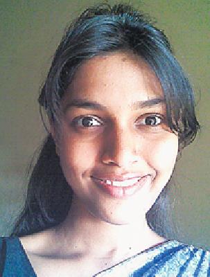 Knife behind the shoulder? | चाकू पाठीत की खांद्यात भोसकला? Knife behind the shoulder? | चाकू पाठीत की खांद्यात भोसकला?