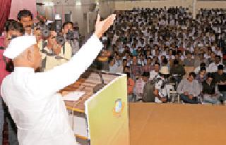 No remote control on the CM! | मुख्यमंत्र्यांवर कुणाचा ‘रिमोट कंट्रोल’ नको!