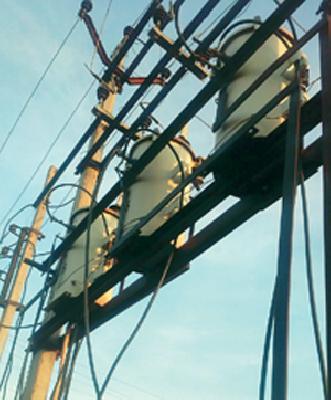 The 'single phase line' is being useless? | ‘सिंगल फेज लाईन’ ठरताहेत निरुपयोगी?