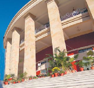 Congress's 'Attacking' Front | काँग्रेसचा ‘हल्लाबोल’ मोर्चा