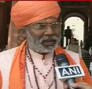 Gandhiji's killer Nathuram Godse patriot! | गांधीजींचा मारेकरी नथुराम गोडसे देशभक्त! Gandhiji's killer Nathuram Godse patriot! | गांधीजींचा मारेकरी नथुराम गोडसे देशभक्त!