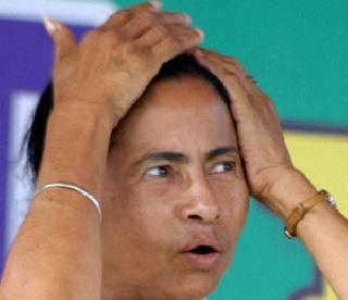 Trinamool Congress minister sticks to Sharda chit fund scam, Mamata Banerjee jolts | शारदा चिट फंड घोटाळ्यात तृणमूल काँग्रेसच्या मंत्र्याला अटक, ममता बॅनर्जींना झटका
