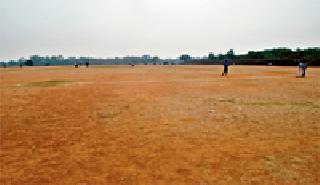 Land transfer halted | जमीन हस्तांतरण रखडले