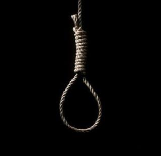 Suicide by the name of education minister | शिक्षणमंत्र्यांच्या नावाने आत्महत्या Suicide by the name of education minister | शिक्षणमंत्र्यांच्या नावाने आत्महत्या