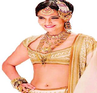 16 times a bride became Sonam | 16 वेळा वधू बनली सोनम 16 times a bride became Sonam | 16 वेळा वधू बनली सोनम