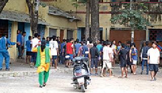 Trivia, 15 injured | हव्याप्रत दंगल, १५ जखमी Trivia, 15 injured | हव्याप्रत दंगल, १५ जखमी