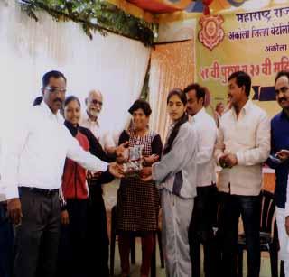 Champion of the Pune team in the state level Junior Weightlifting Championship | राज्यस्तरीय ज्युनिअर वेटलिफ्टिंग स्पर्धेत पुणे संघ विजेता Champion of the Pune team in the state level Junior Weightlifting Championship | राज्यस्तरीय ज्युनिअर वेटलिफ्टिंग स्पर्धेत पुणे संघ विजेता