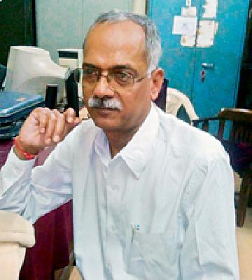 Assistant Commissioner stuck | सहायक आयुक्त अडकले