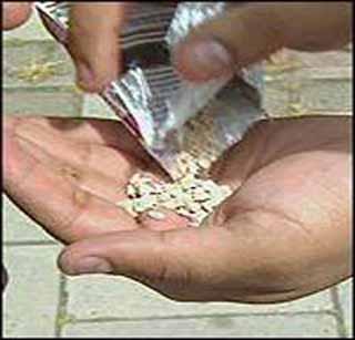 Failure to put 'Wesson' to gutka addiction even after ban bills! | बंदीच्या बेड्यांनंतरही गुटख्याच्या व्यसनाला ‘वेसन’ घालण्यात अपयश!