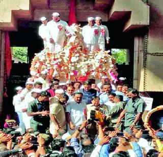 Devotional festivity at Sagesiri Rathotsav | सेवागिरी रथोत्सवात भक्तीचा मेळा