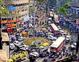 Firefighters can not get bamboo | अग्निशामक बंबाला मिळेना वाट़़़