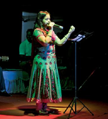 'A Laughing Evening' Outstanding Presentation | ‘एक हँसी शाम’ बहारदार सादरीकरण