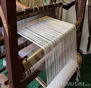 Textile waiting for the revival | वस्त्रोद्योग पुनरुज्जीवनाच्या प्रतीक्षेत