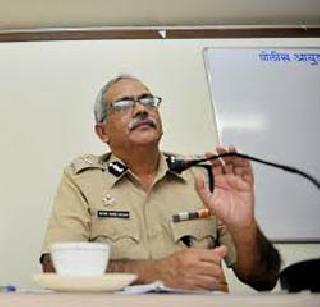 Crush criminal gangs in the city | शहरातील गुन्हेगारी टोळ्यांचे कंबरडे मोडा Crush criminal gangs in the city | शहरातील गुन्हेगारी टोळ्यांचे कंबरडे मोडा