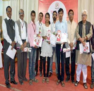 Spontaneous response to the 'War of the Words' debate contest | ‘वॉर ऑफ दी वर्डस्’ वादविवाद स्पर्धेला उत्स्फूर्त प्रतिसाद