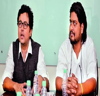 ... and the golden giant got out! | ...अन् सोनेरी पाने उलगडली !