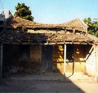 Without 24 grampanchayat buildings in Bashratkali taluka | बाश्रीटाकळी तालुक्यातील २४ ग्रामपंचायती इमारतीविना
