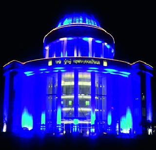 New light to the municipal corporation | महापालिकेच्या लौकिकाला नवीन झळाळी