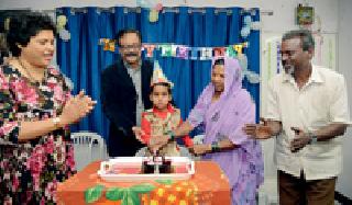 Life's survival death | जगण्याची जिद्द ठेवणारा मृत्युंजय