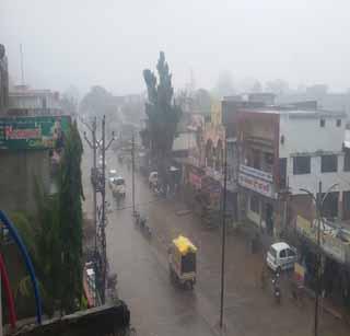 Rainfall everywhere in Washim district | वाशिम जिल्हयात सर्वत्र पाऊस Rainfall everywhere in Washim district | वाशिम जिल्हयात सर्वत्र पाऊस