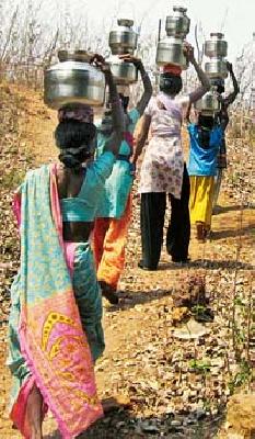 76 water scarcity in the village | ७६ गावांत पाणीटंचाईचे सावट 76 water scarcity in the village | ७६ गावांत पाणीटंचाईचे सावट