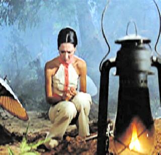 Most of the victims are women | पीडितांमध्ये स्त्रियाच जास्त Most of the victims are women | पीडितांमध्ये स्त्रियाच जास्त