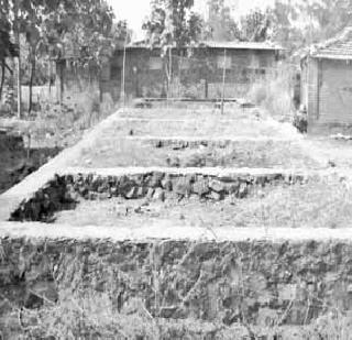 A 72-year-old farmer's public battle | ७२ वर्षांच्या शेतकऱ्याचा लोकहित लढा