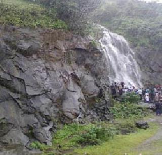 Seventh-hour Chowk in Malseuse | माळशेजमध्ये आढळले सातवाहनकालीन चौक्या