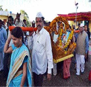 Chokhamela will celebrate the birthplace of the birthplace | चोखामेळा जन्मस्थळाचे नंदनवन करू Chokhamela will celebrate the birthplace of the birthplace | चोखामेळा जन्मस्थळाचे नंदनवन करू