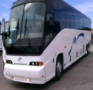 Indian bus industry grew by 12 percent | भारतीय बस उद्योग १२ टक्क्यांनी वाढला Indian bus industry grew by 12 percent | भारतीय बस उद्योग १२ टक्क्यांनी वाढला