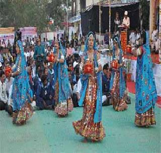 Show from the consciousness created from the competition! | स्पर्धेतून निर्माण झालेले चैतन्य कामातून दाखवा!