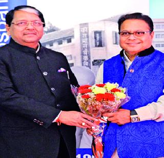 Cosmos announces the anniversary of the bank | कॉसमॉस बॅँकेचा वर्धापनदिन उत्साहात