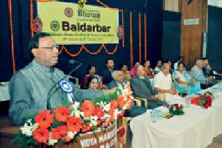 It is necessary to give rise to the art skills of the students | विद्यार्थ्यांमधील कलागुणांना वाव देणे आवश्यक