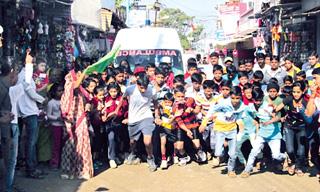 The children of tourists run in the marathon | मॅरेथॉनमध्ये धावली पर्यटकांची मुलं