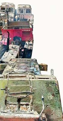 Another arson in the year | वर्षभरात दुसरी जाळपोळ