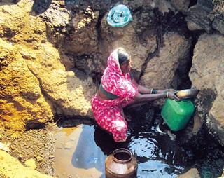 Death for water - The problems of God's mountains - Part 1 | पाण्यासाठी मरण यातना--डोंगर देवाचा की समस्यांचा - भाग १