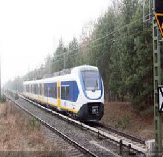 The 'Muhurta' of the Bambardiar train was re-escaped | बम्बार्डियर ट्रेनचा ‘मुहूर्त’ पुन्हा टळला