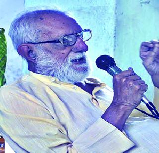 Sadly, the act of God Nathuram Godse is sad! | नथुराम गोडसेंचे कृत्य योग्य हे म्हणणेच दु:खद!