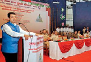 Do not ignore the injured, help | जखमींकडे दुर्लक्ष करू नका, मदत करा