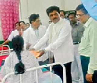 'Belly Roll' for patients | डागातील रुग्णांना मिळणार ‘बेड रोल’