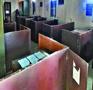 Khalapur Land Record Office Shuksukkat | खालापूर भूमीअभिलेख कार्यालयात शुकशुकाट