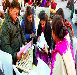 Voting in Delhi today; BJP, you and the Congress will get the strength | दिल्लीत आज मतदान; भाजप, आप अन् काँग्रेसची शक्ती पणाला Voting in Delhi today; BJP, you and the Congress will get the strength | दिल्लीत आज मतदान; भाजप, आप अन् काँग्रेसची शक्ती पणाला