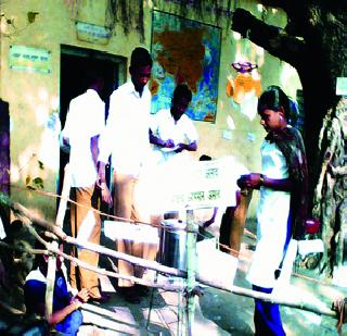 Curacail school that teaches living! | जगणं शिकविणारी करखेलची शाळा!