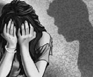 Raped by Japanese tourists in Jaipur | जयपूरमध्ये जपानी पर्यटक तरूणीवर गाइडनेच केला बलात्कार Raped by Japanese tourists in Jaipur | जयपूरमध्ये जपानी पर्यटक तरूणीवर गाइडनेच केला बलात्कार