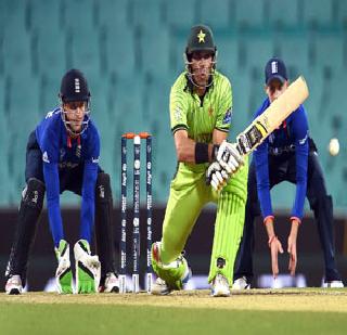 Pakistan's victory in World Cup practice match | वर्ल्डकप सराव सामन्यात पाकचा विजय Pakistan's victory in World Cup practice match | वर्ल्डकप सराव सामन्यात पाकचा विजय