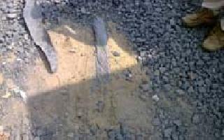 Out of the electric cable in the cable | केबलमधून विद्युत तारा बाहेर Out of the electric cable in the cable | केबलमधून विद्युत तारा बाहेर