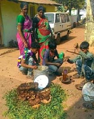 The time to prove the quality on honey sellers | मध विक्रेत्यांवर गुणवत्ता सिद्ध करण्याची वेळ