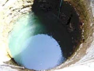 11 water level of talukas dropped | ११ तालुक्यांची भूजल पातळी घसरली 11 water level of talukas dropped | ११ तालुक्यांची भूजल पातळी घसरली